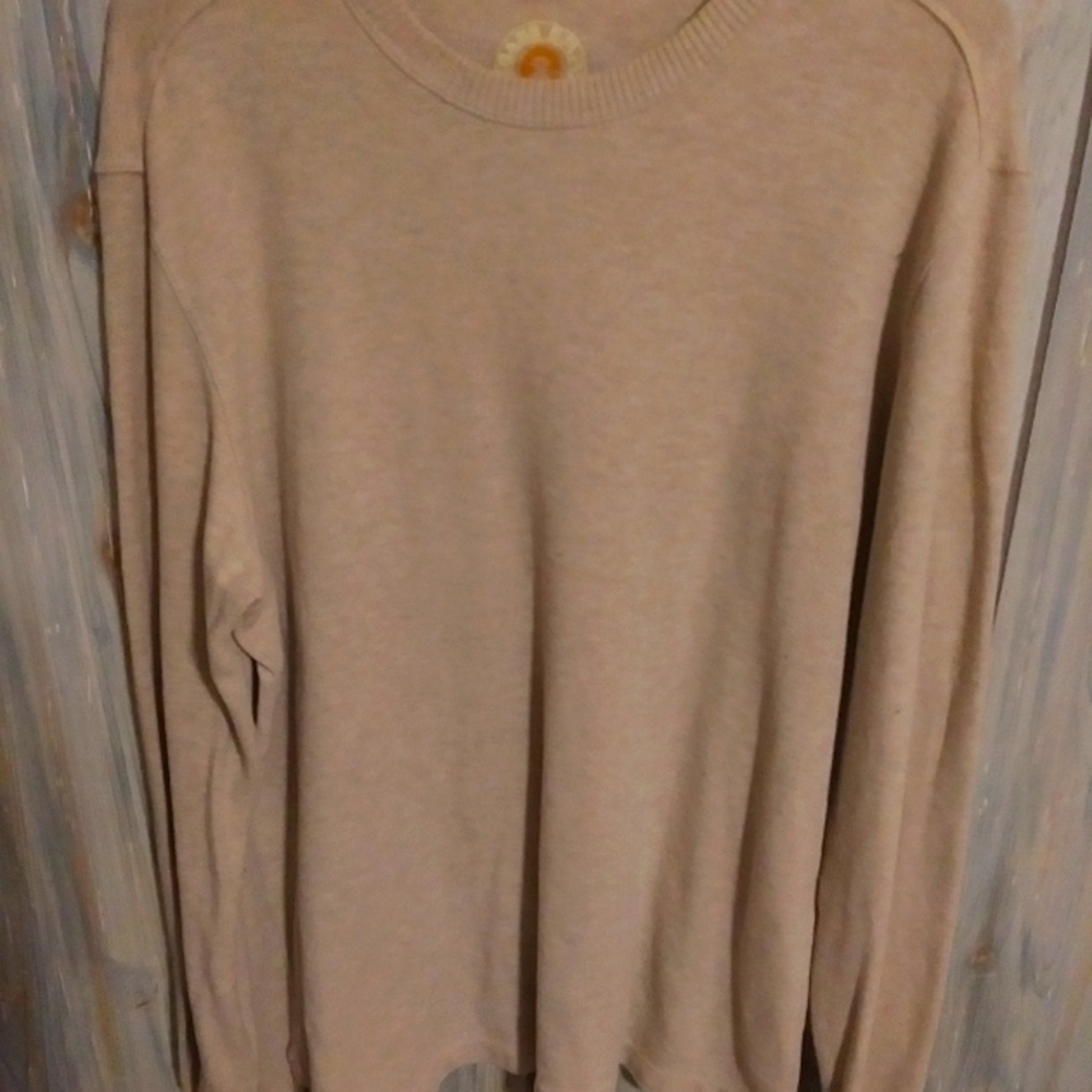 Bass Earth sweater with dry technology